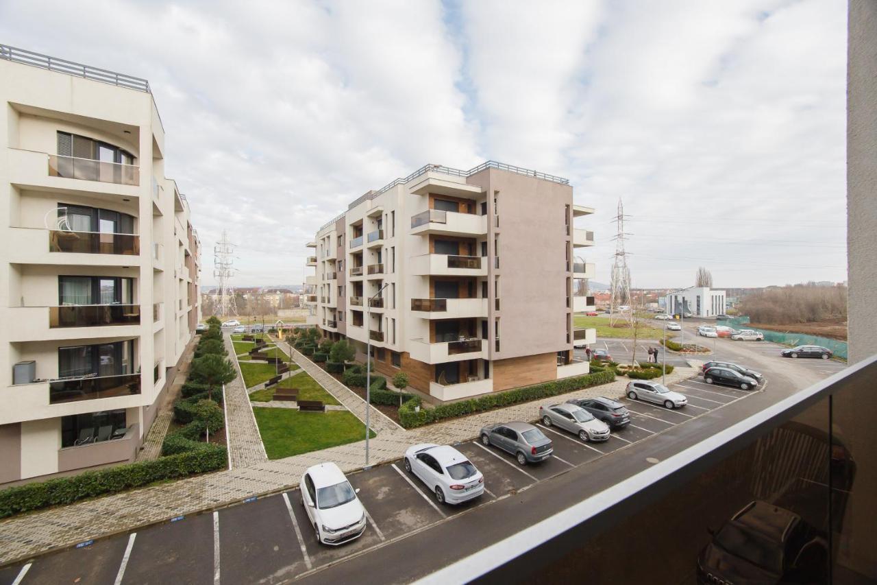 Chocolate Delight At West Residence Oradea Ngoại thất bức ảnh